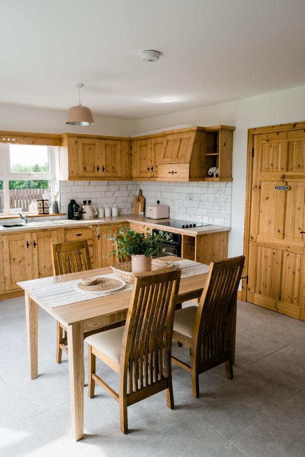 Modern Self Catering Apartment, Miltown Malbay Milltown Malbay Zewnętrze zdjęcie